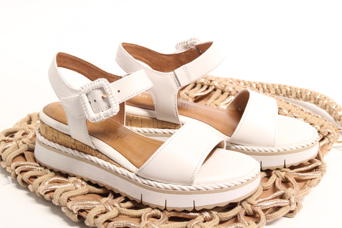 Stacks Image p8299_n2958