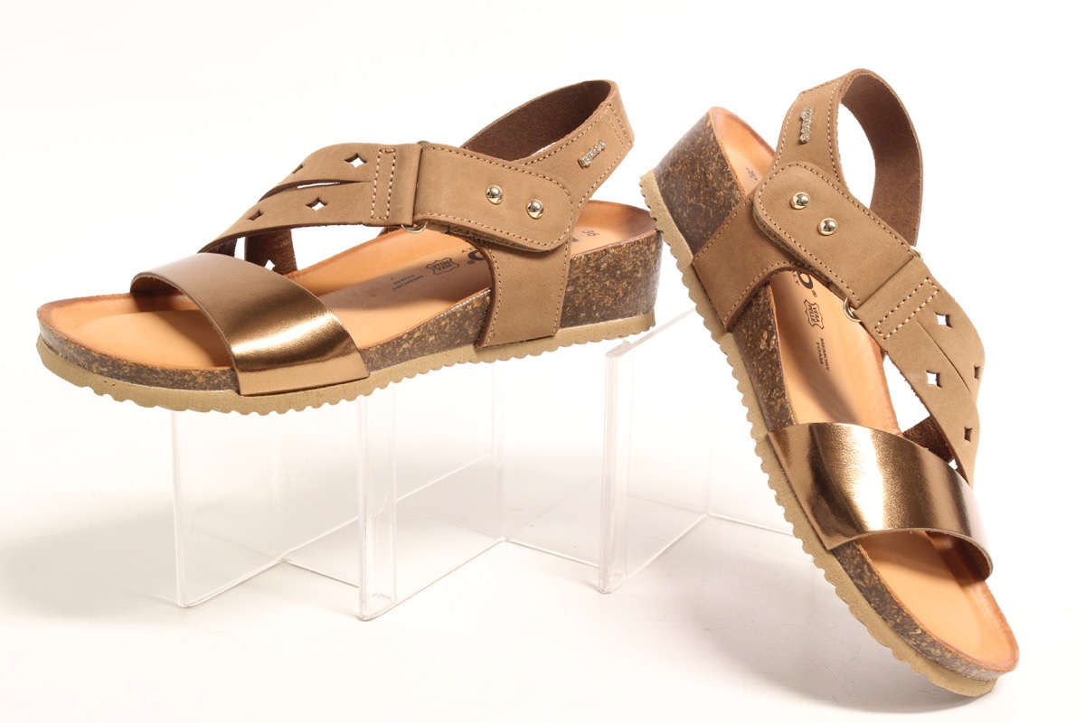 Stacks Image p8299_n2489