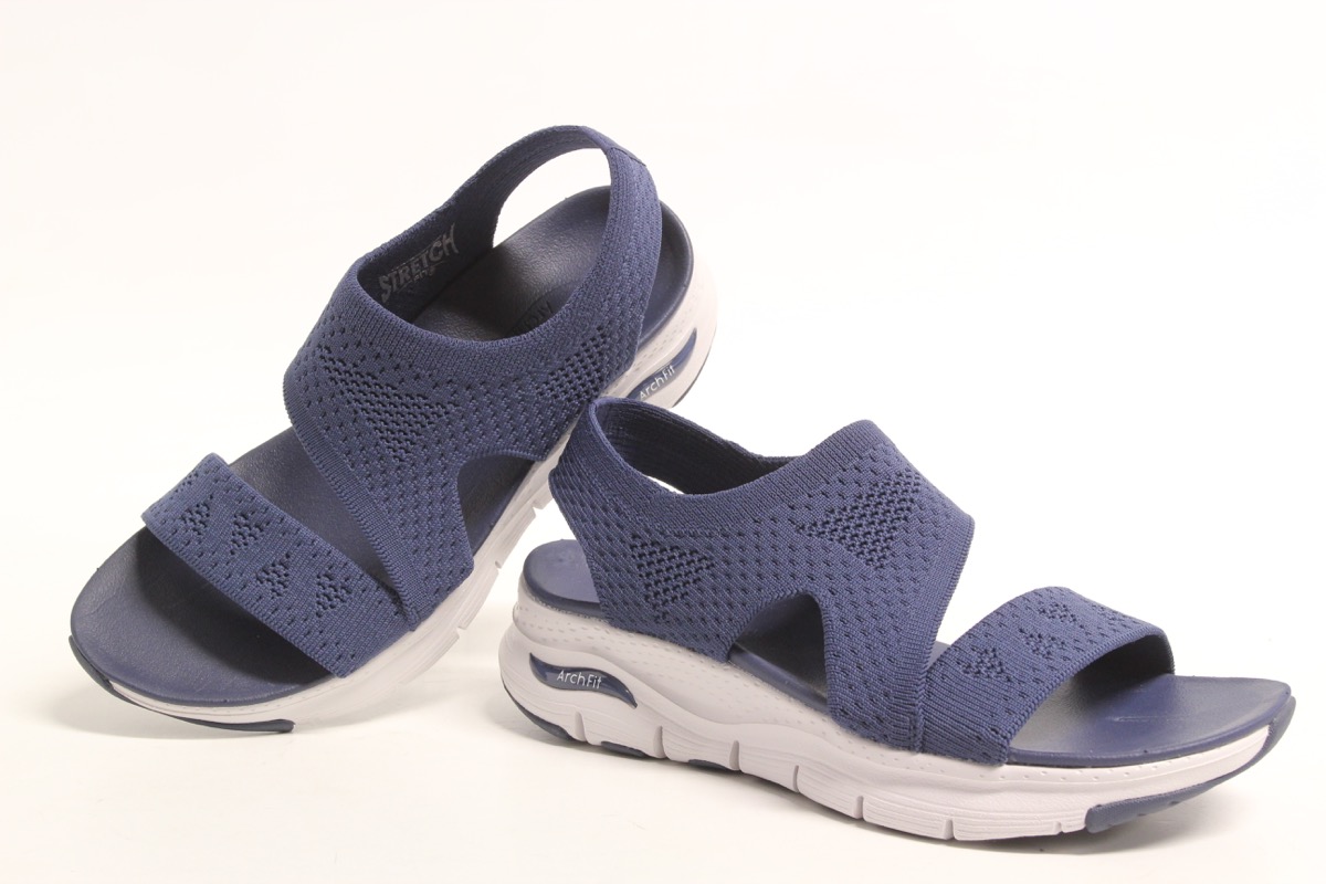 Stacks Image p8299_n3026