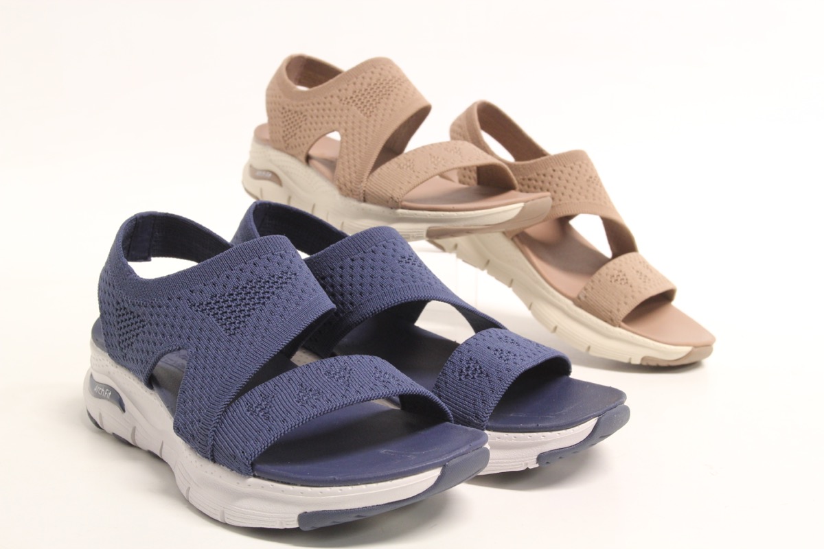 Stacks Image p8299_n3016