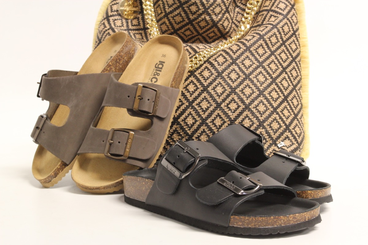 Stacks Image p8299_n2658