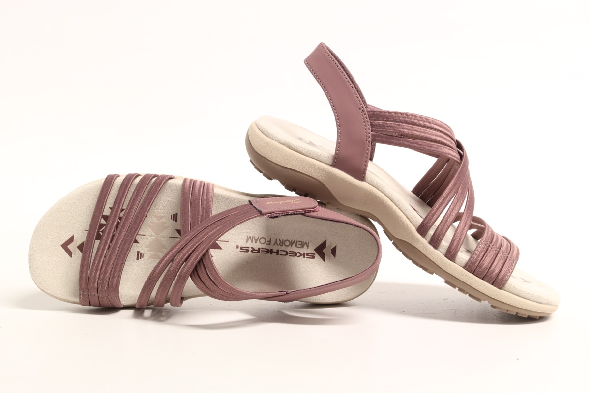 Stacks Image p8299_n3048