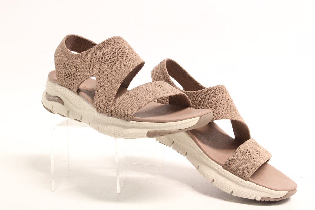 Stacks Image p8299_n3023