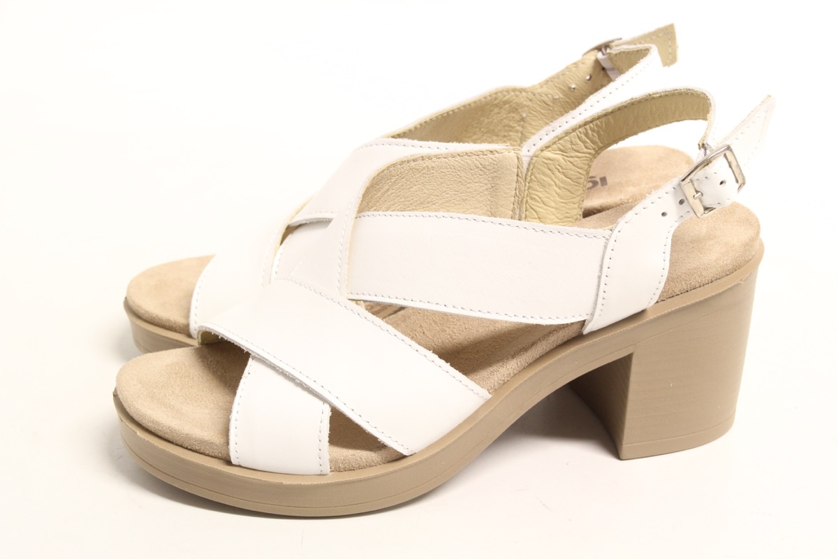 Stacks Image p8298_n1332