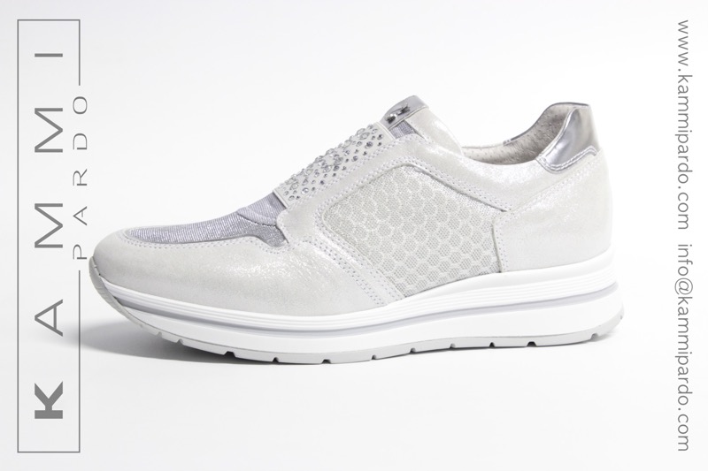 cod. 1004C - &euro; 135,00