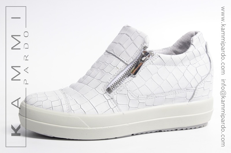 cod. 1055C - &euro; 89,90