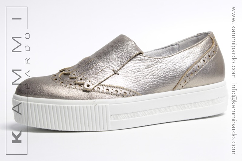 cod. 3052C - &euro; 69,90