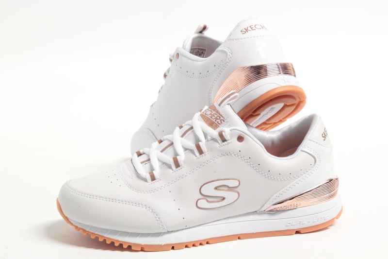 SKECHERS Sneaker con profilo laminato rosa, suola in memory foam. € 69,90 (J0023)