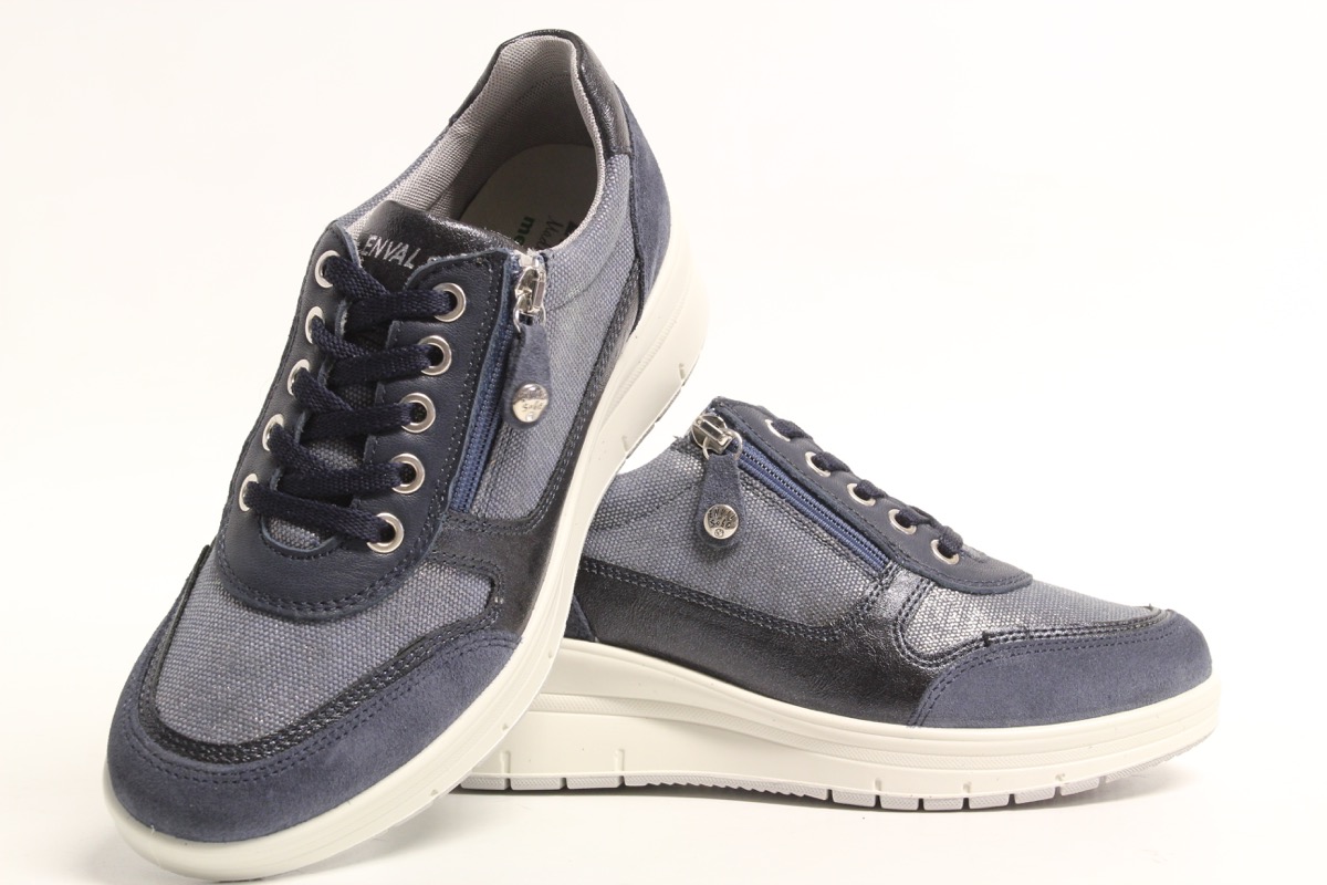 Stacks Image p970_n549