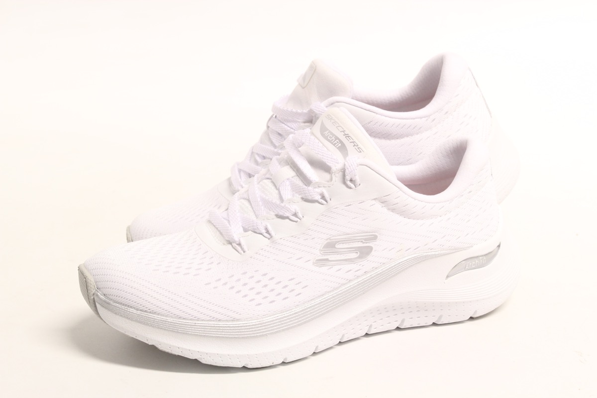 Stacks Image p173_n5346