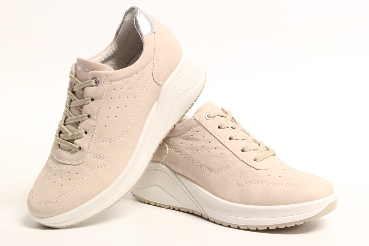 Stacks Image p582_n4276