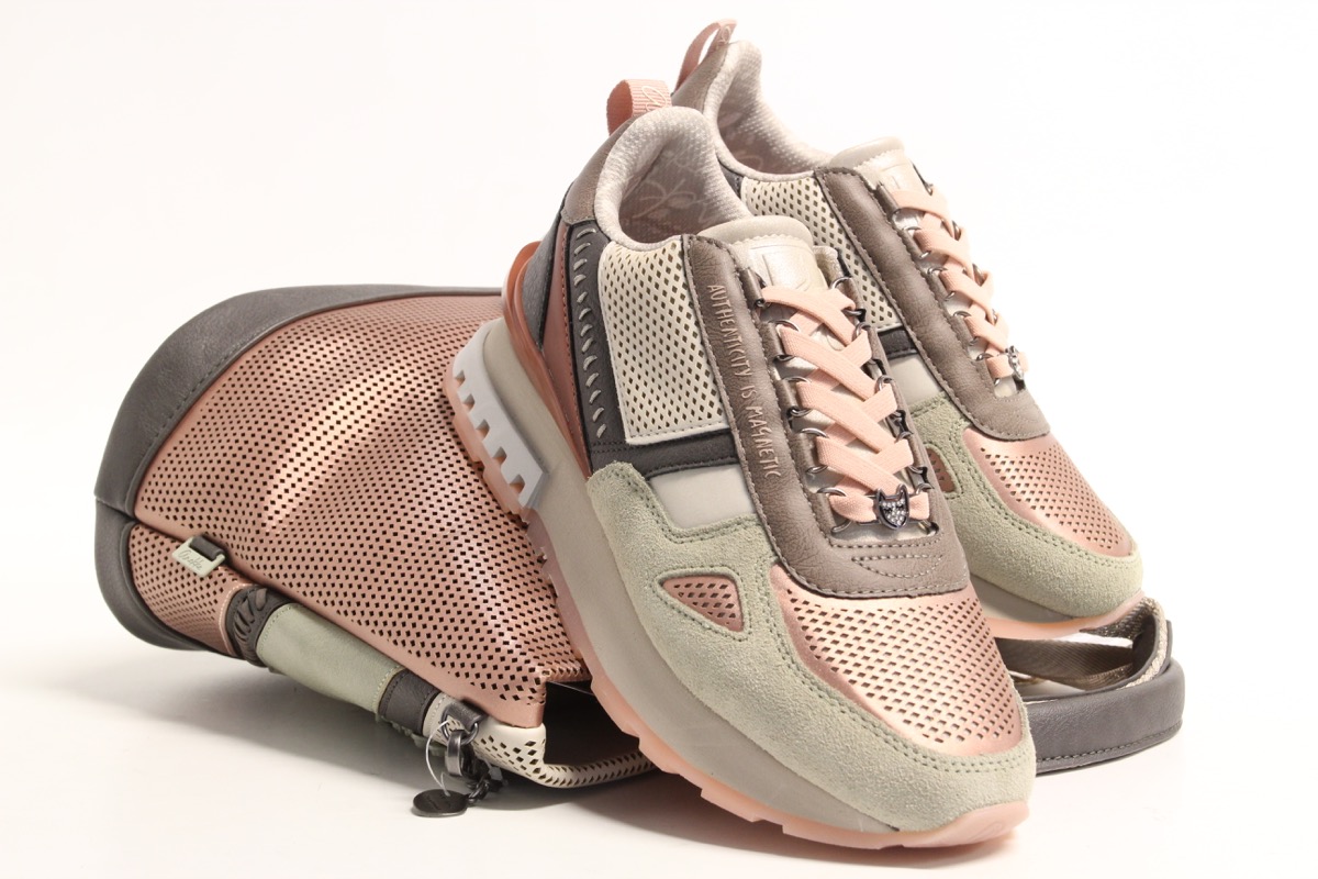 Stacks Image p2763_n127