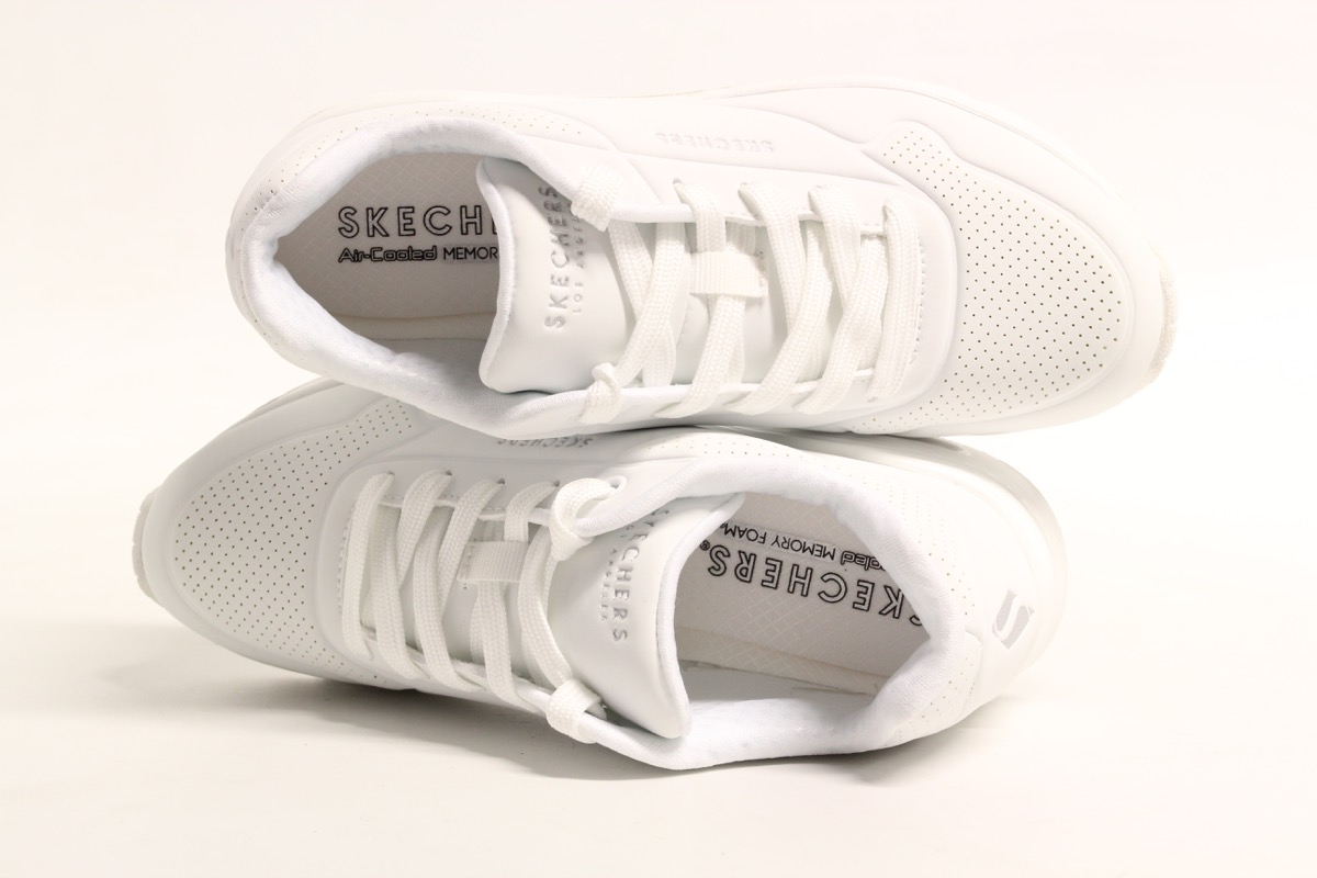 Stacks Image p173_n5226