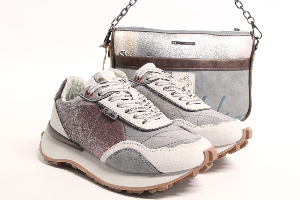 Stacks Image p2763_n158