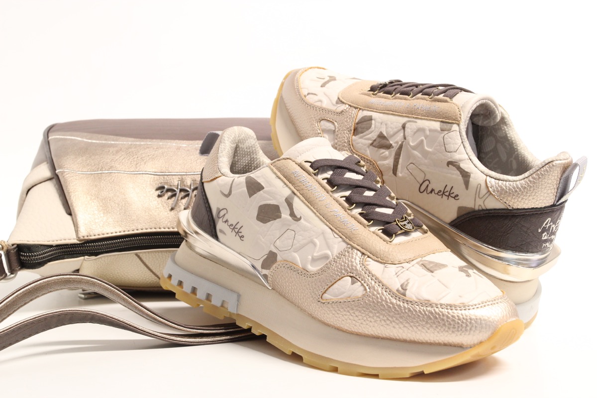 Stacks Image p2763_n165