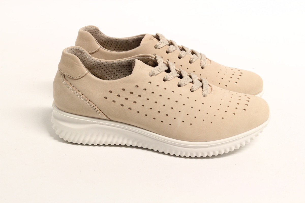 Stacks Image p970_n429