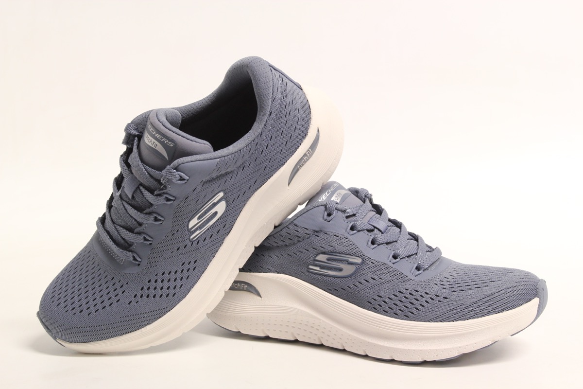 Stacks Image p173_n5352