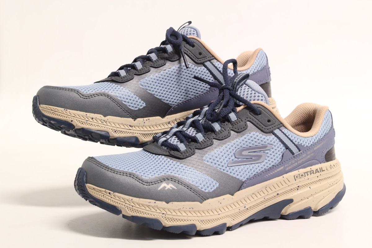 Stacks Image p173_n5630