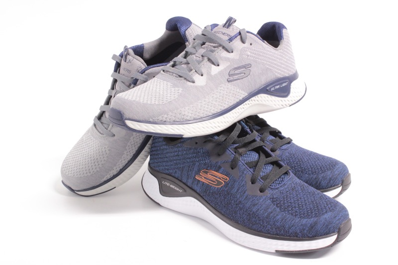 SKECHERS Sneaker in tessuto tecnico traspirante. € 69,90 (S0018)