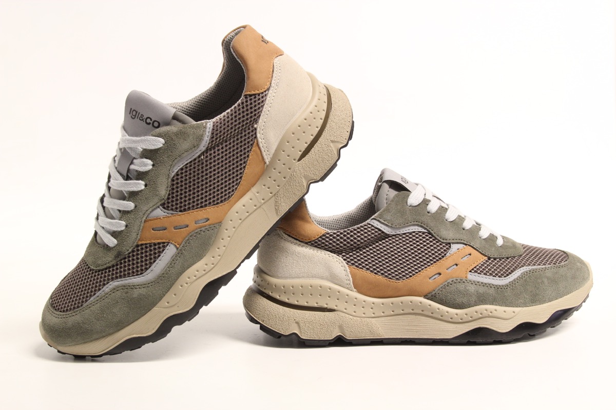 Stacks Image p14137_n240