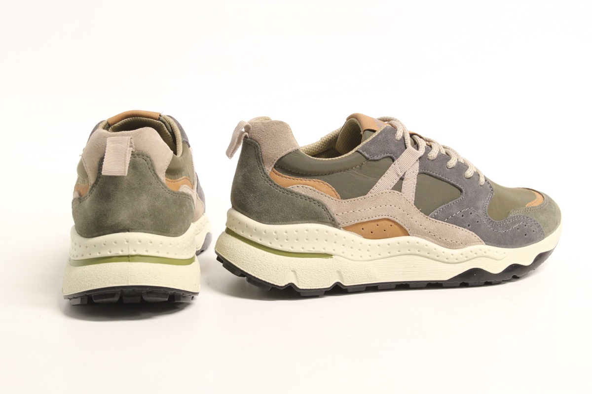 Stacks Image p14137_n259